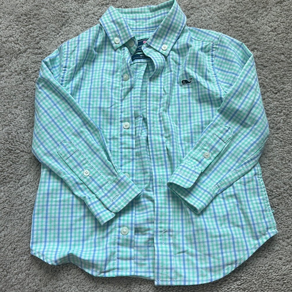 2T Vineyard Vines button down